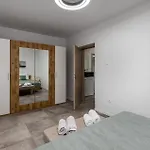 Cozy In With Wifi *