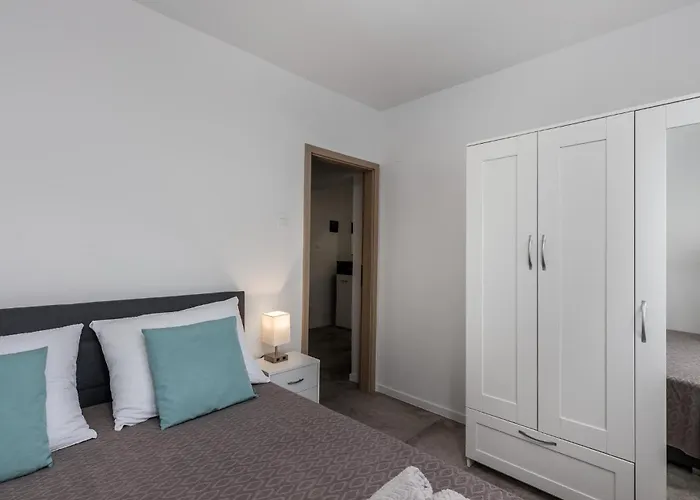 Apartment Stunning In *